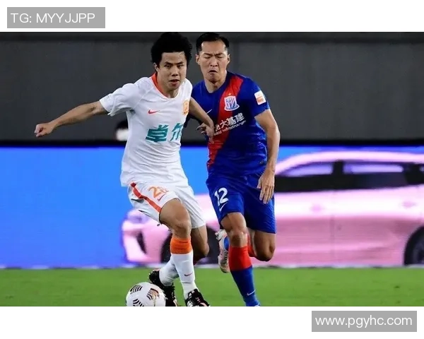 中国足球中甲联赛新赛季前瞻球队实力分析及球员转会动态探讨